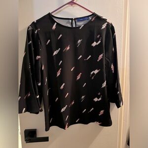 Bell sleeve
